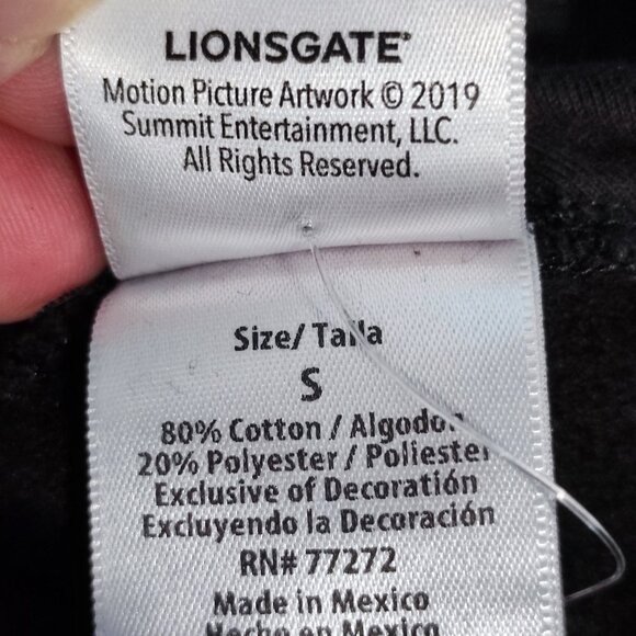 Hellboy hoodie boys size S black with graphic design loose fit pull over - Picture 5 of 7